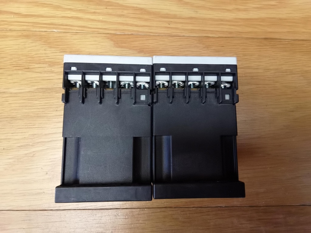 Relé Contator Siemens  3RH1122-1AP00