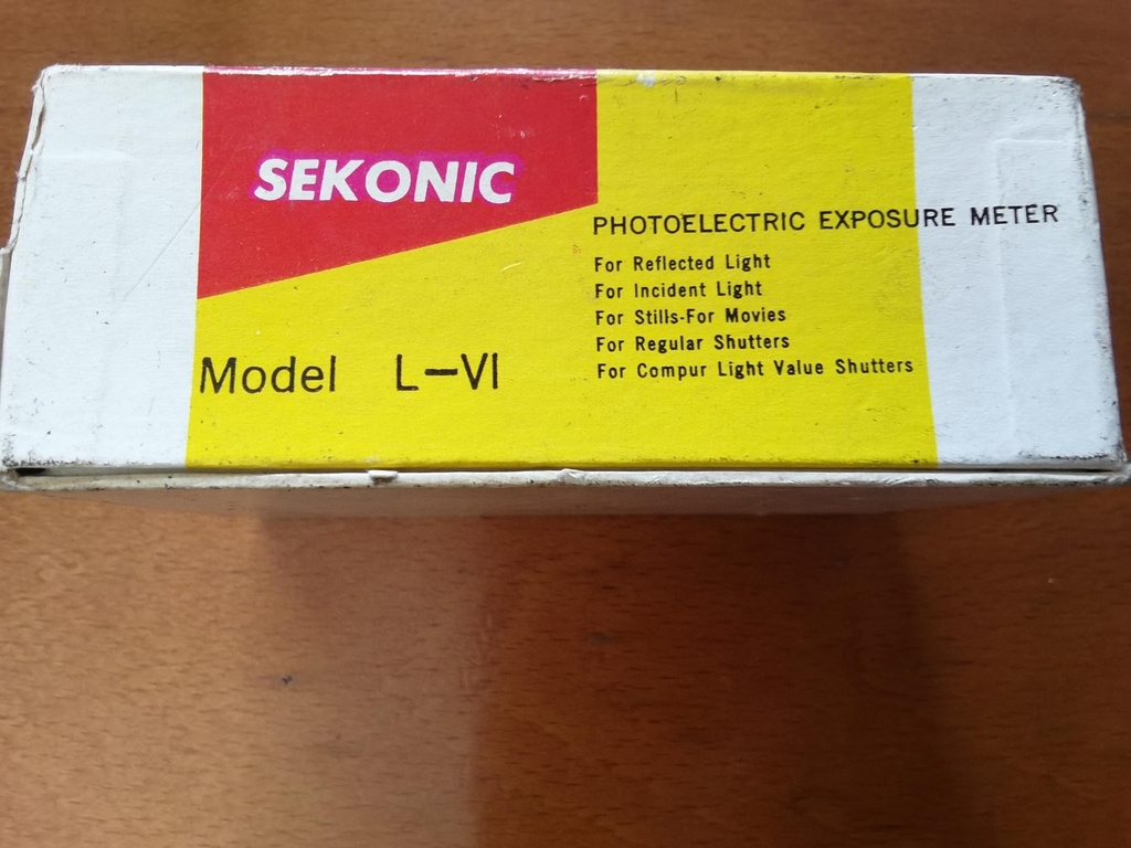 Photoelectric exposure meter Sekonic model L-VI